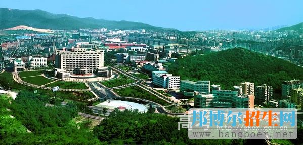 東北財經(jīng)大學(xué)東北財經(jīng)大學(xué)全景4265