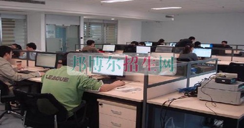 成都可以讀計算機應用技術(shù)的大專學校