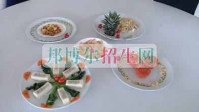 成都哪里有烹飪工藝與營(yíng)養(yǎng)學(xué)校