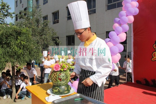 成都哪所烹飪工藝與營養(yǎng)學校好