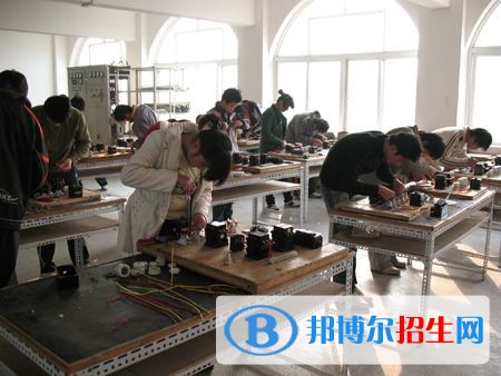 河北現(xiàn)代冶金工業(yè)學校有哪些專業(yè)