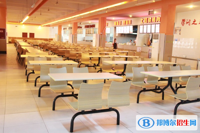 江蘇海安雙樓職業(yè)高級(jí)中學(xué)住宿條件