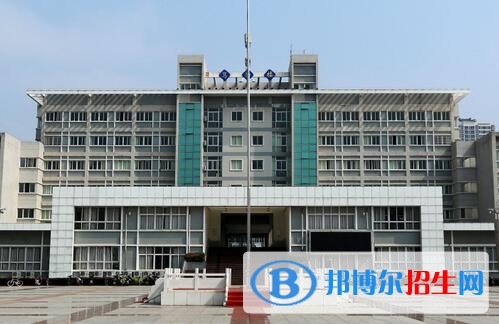 安徽商貿(mào)職業(yè)技術(shù)學(xué)院?jiǎn)握袌?bào)名時(shí)間
