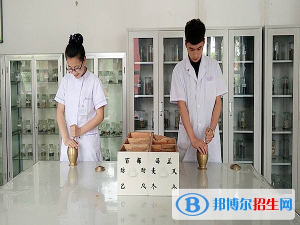 樂山中專學(xué)校學(xué)什么好找工作