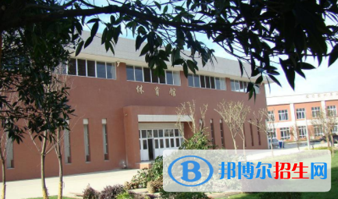 都江堰市技工學校3