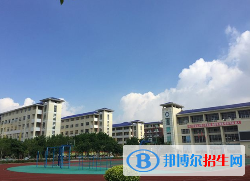 揭陽(yáng)衛(wèi)生學(xué)校7