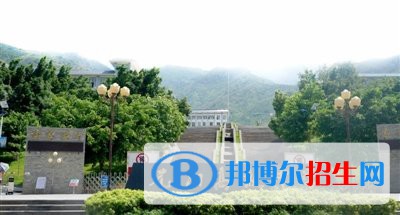 元陽縣民族職業(yè)高級中學怎么樣、好不好