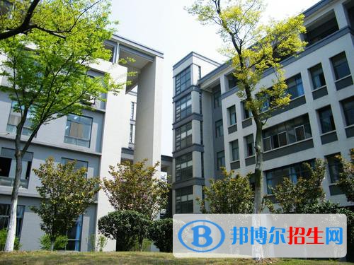 黃岡護士學(xué)校2020年招生辦聯(lián)系電話