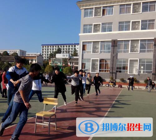 韶山職業(yè)中等專業(yè)學(xué)校2020年招生辦聯(lián)系電話