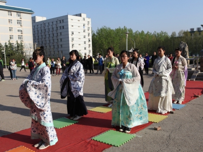 山東力明科技職業(yè)學院2020年招生辦聯(lián)系電話