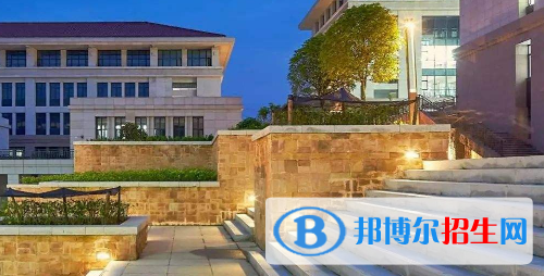 貴州電子科技職業(yè)學(xué)院五年制大專2020年招生辦聯(lián)系電話