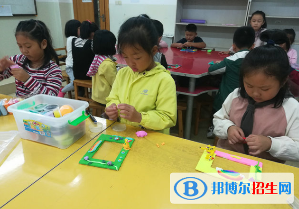 威海大光華國際學(xué)校小學(xué)部2020年學(xué)費(fèi)、收費(fèi)多少