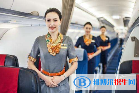 湖北2020年初中生女生讀什么航空服務(wù)學(xué)校好