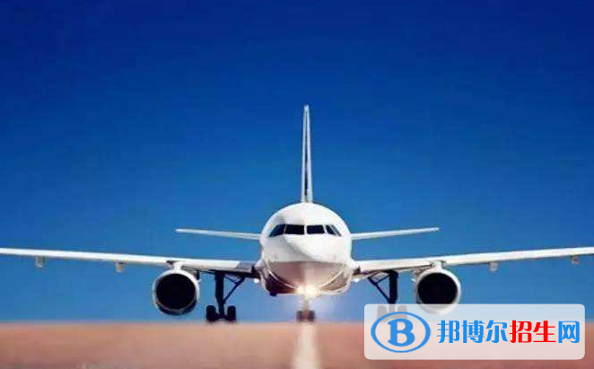 湖北2020年初中生可以考什么航空服務(wù)學校