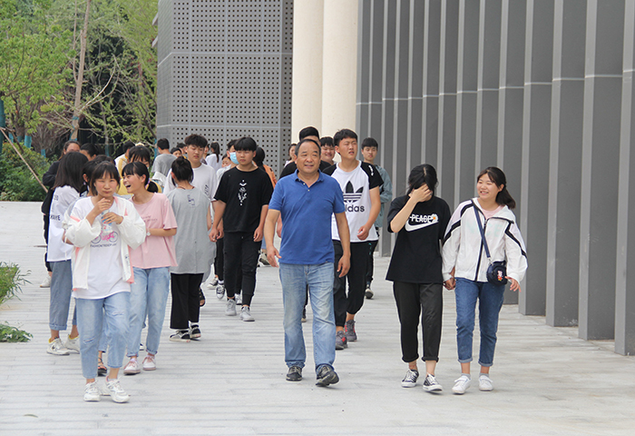 江蘇省新沂中等專(zhuān)業(yè)學(xué)校2020年報(bào)名條件、招生要求、招生對(duì)象