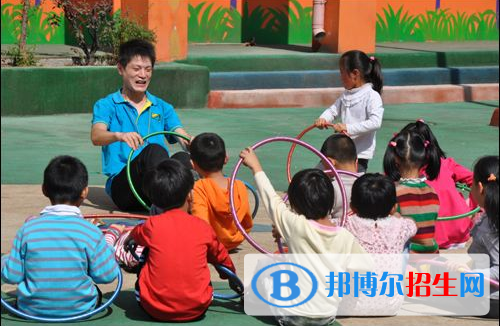 貴州2021年讀幼師學(xué)校學(xué)什么好