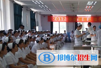 四川2021職高和衛(wèi)校哪個(gè)好