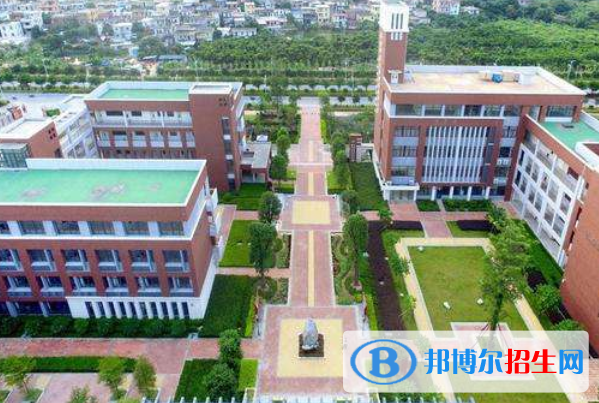 廣州大學(xué)附屬中學(xué)2021年排名