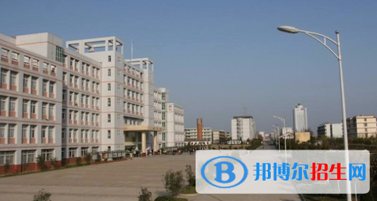阜陽機電工業(yè)學校2021年招生簡章