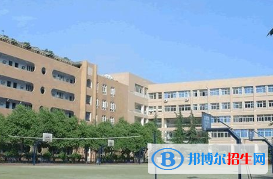 成都大學(xué)附屬中學(xué)2021年招生簡章