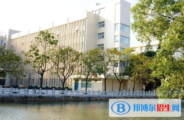 陜西建筑材料工業(yè)學校2022年招生辦聯(lián)系電話