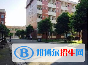 南充數(shù)控工程學(xué)校2022年報名條件、招生要求、招生對象