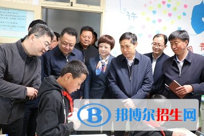 臨夏州民族學(xué)校2022年招生辦聯(lián)系電話