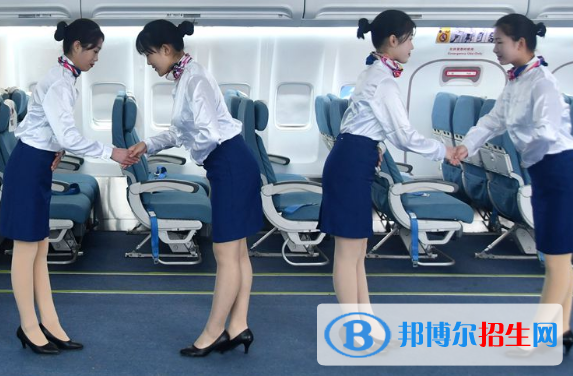 河北2022年初中生考什么航空服務(wù)學(xué)校