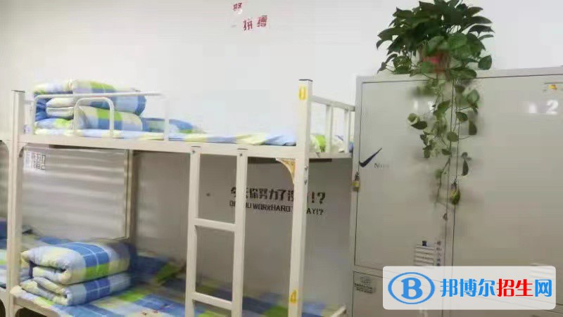 江蘇海安中等專(zhuān)業(yè)學(xué)校2022年宿舍條件
