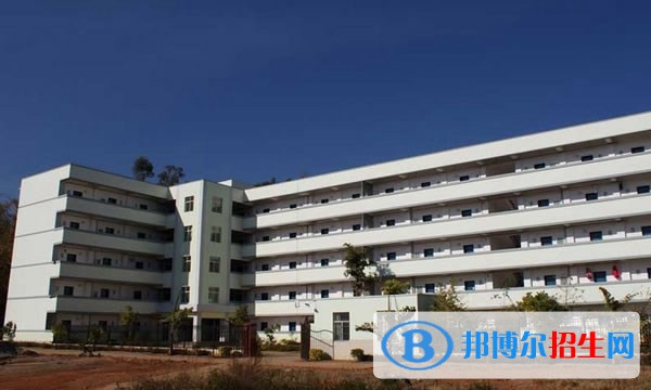 曲靖羅平職業(yè)技術(shù)學(xué)校2022年報(bào)名條件、招生要求、招生對象