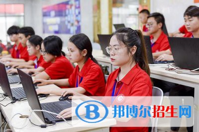 河北2022年女生讀計算機學校好不好