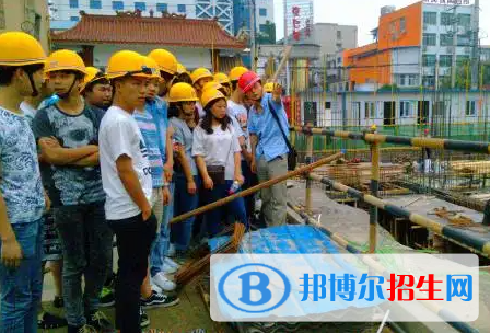 重慶2022年女生上建筑學(xué)校學(xué)什么專業(yè)好