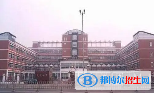 天津二中劍橋教育中心2022年學(xué)費標(biāo)準(zhǔn)