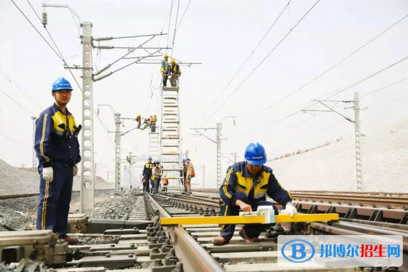 石家莊2023年鐵路學校有哪些專業(yè)適合男生