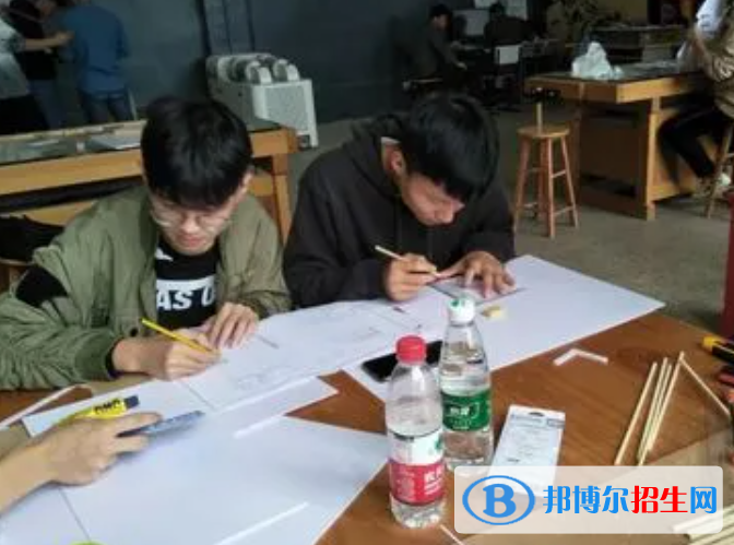 大學(xué)產(chǎn)品設(shè)計專業(yè)可以從事哪些工作？