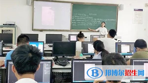 蘭州2023年計算機學(xué)校學(xué)什么專業(yè)好