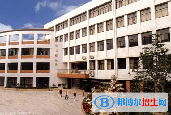 上海交通大學(xué)附屬中學(xué)國(guó)際部怎么樣2