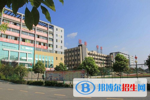 四川2023年學計算機學校哪個好