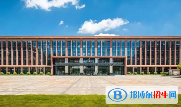 湖南軟件職業(yè)技術(shù)大學(xué)是不是雙一流大學(xué)？