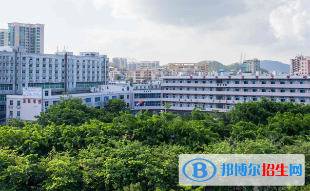 深圳寶民技工學(xué)校地址在哪里，哪個(gè)地區(qū)，哪個(gè)城市?