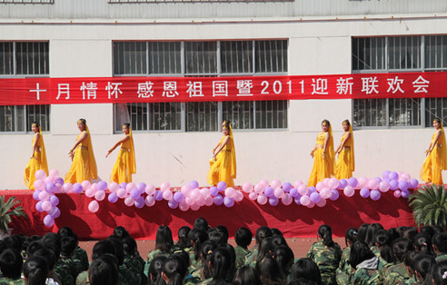 濰坊培真科技工程學(xué)校地址，乘車路線