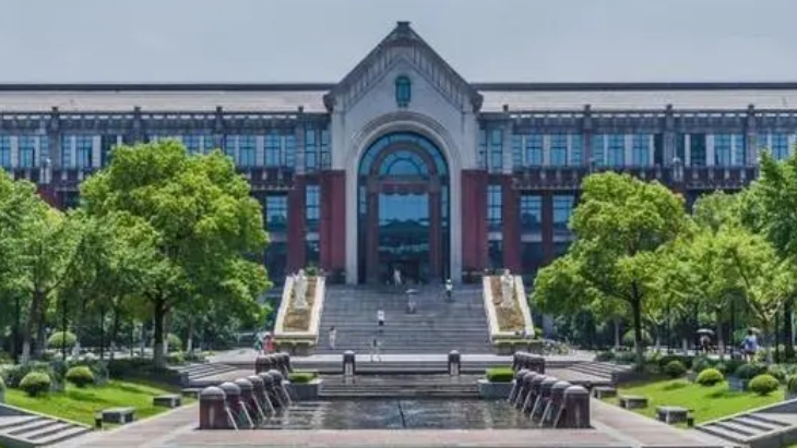 華東政法大學(xué)是什么樣的大學(xué) 985還是211高校（附王牌特色專業(yè)）