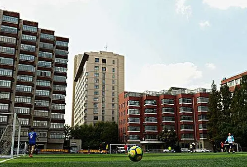 隨州技師學(xué)院:憲法進校園 法治潤心田