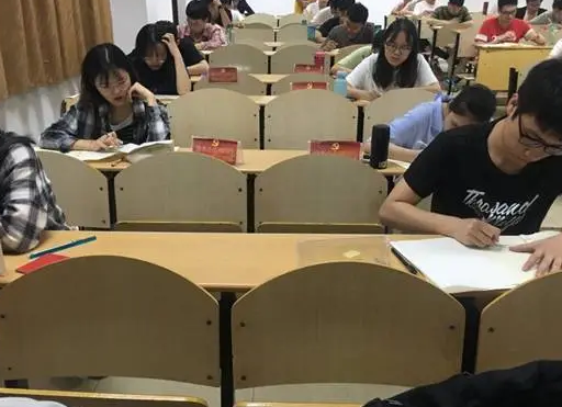徐州中等專業(yè)學(xué)校與國家開放大學(xué)培訓(xùn)中心簽署高端家政人才培訓(xùn)基地協(xié)議
